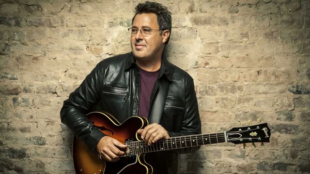  Vince Gill Net Worth 2022