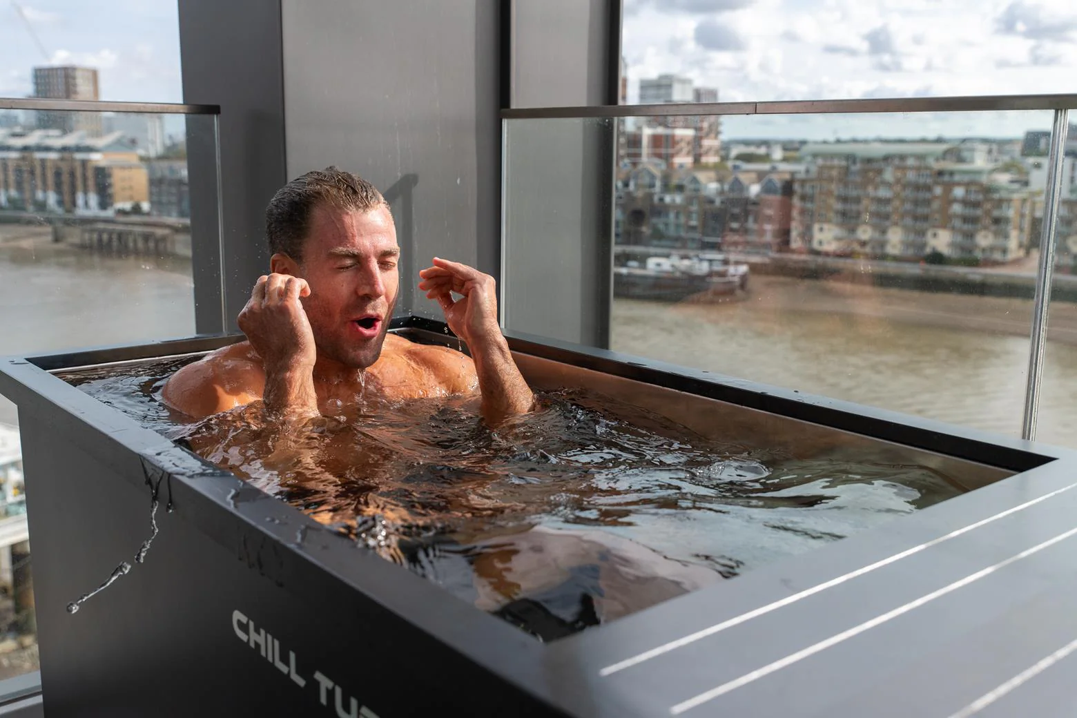 Chill Out in Style Transforming Your Ice Bath Experience with a Water Chiller